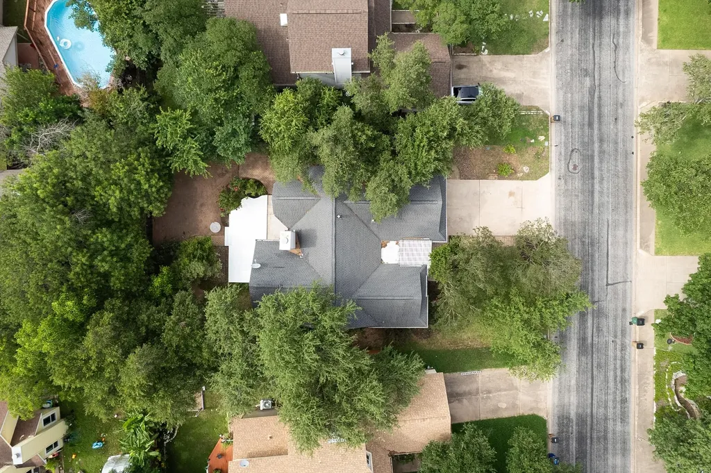 12515 Deer Falls Drive Austin TX 78729