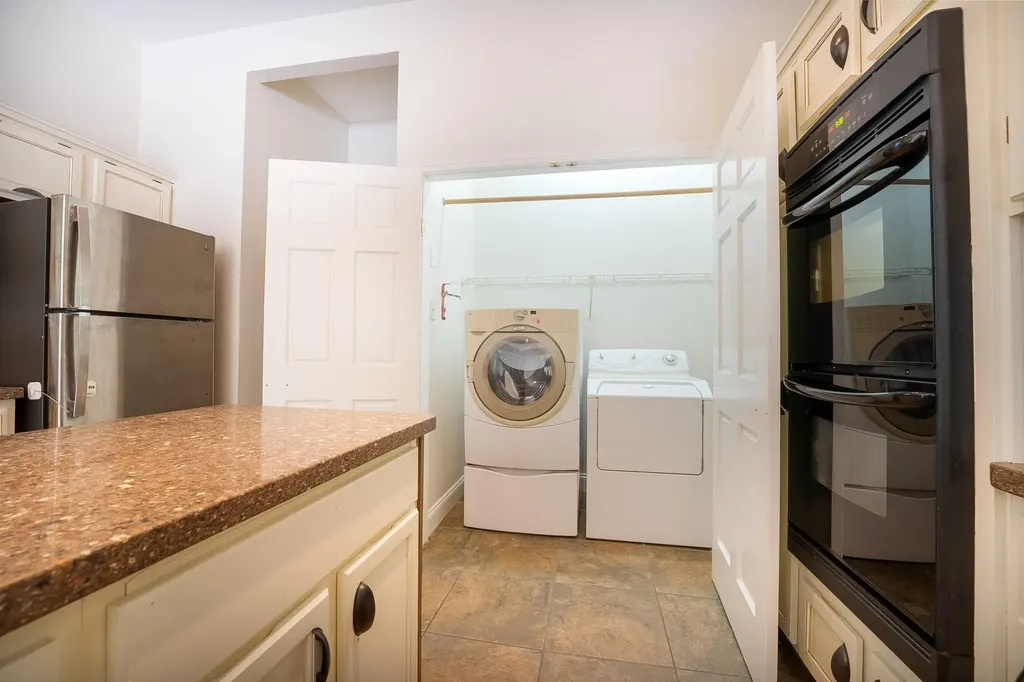 12515 Deer Falls Drive Austin TX 78729