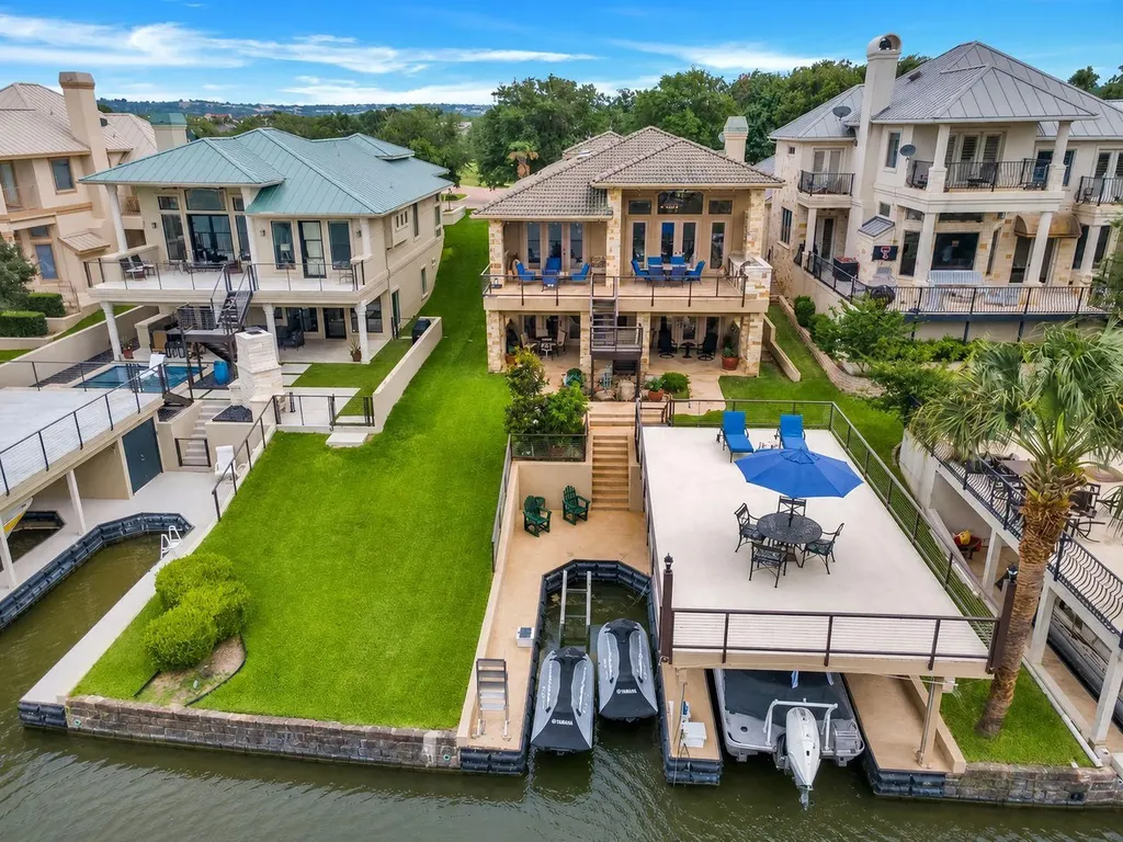 223 Dominion Drive Horseshoe Bay TX 78657