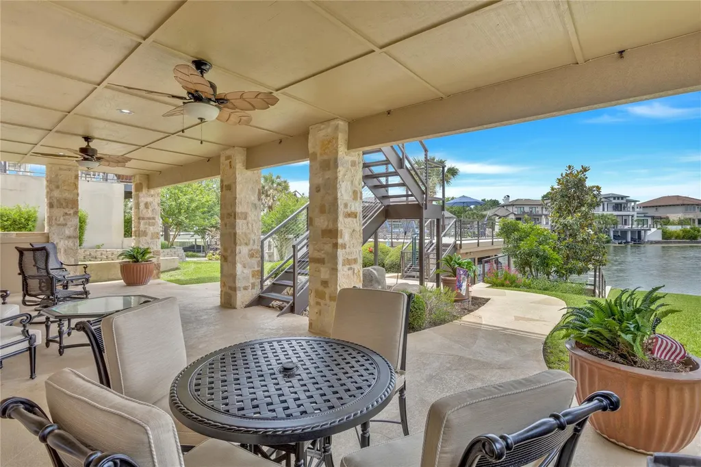 223 Dominion Drive Horseshoe Bay TX 78657
