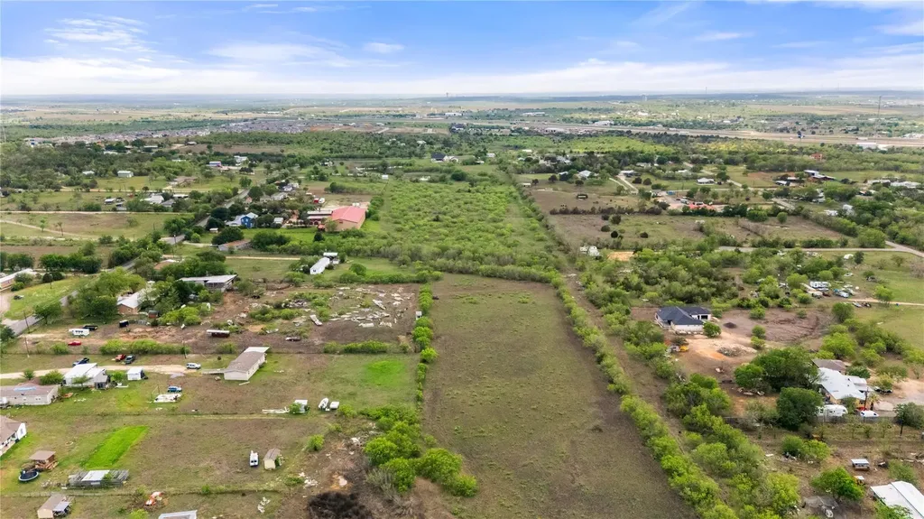 8802 Evelyn Road Buda TX 78610