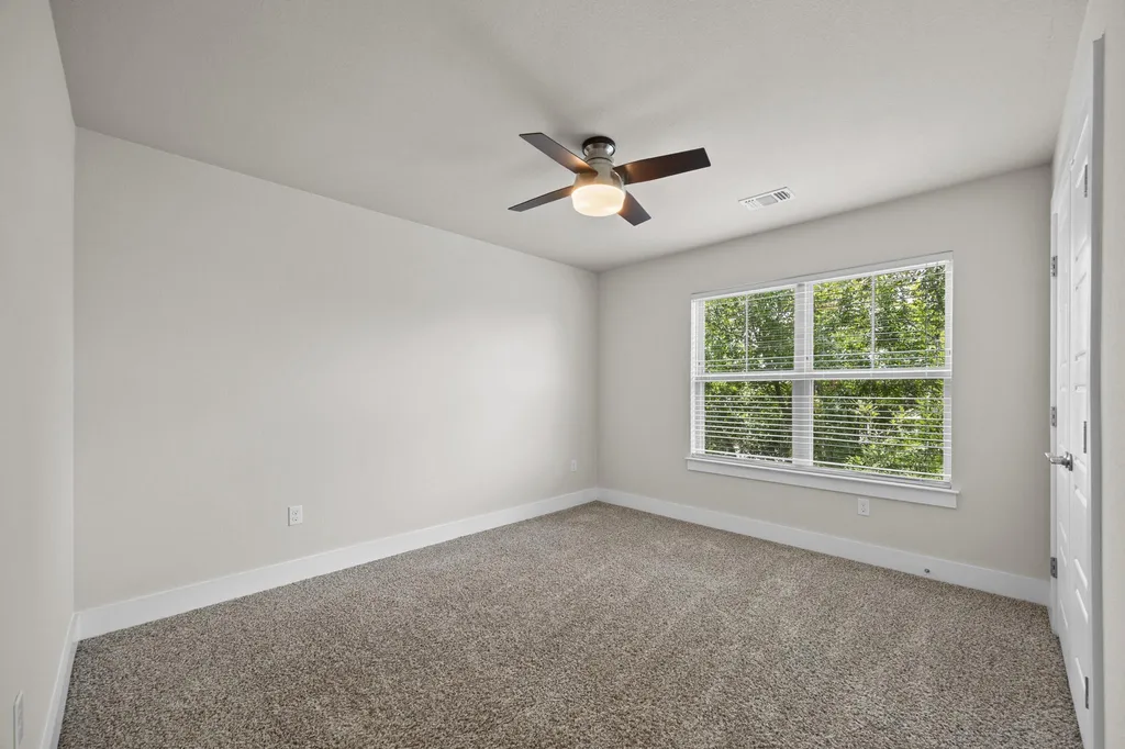 11106 Railway Lane Austin TX 78717