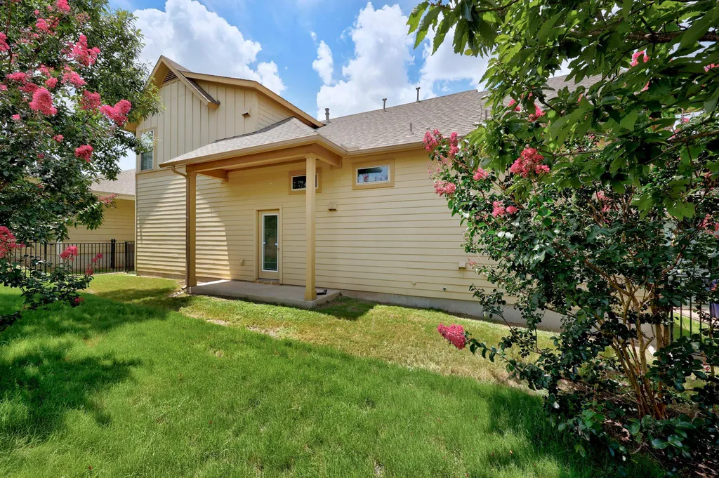 11106 Railway Lane Austin TX 78717