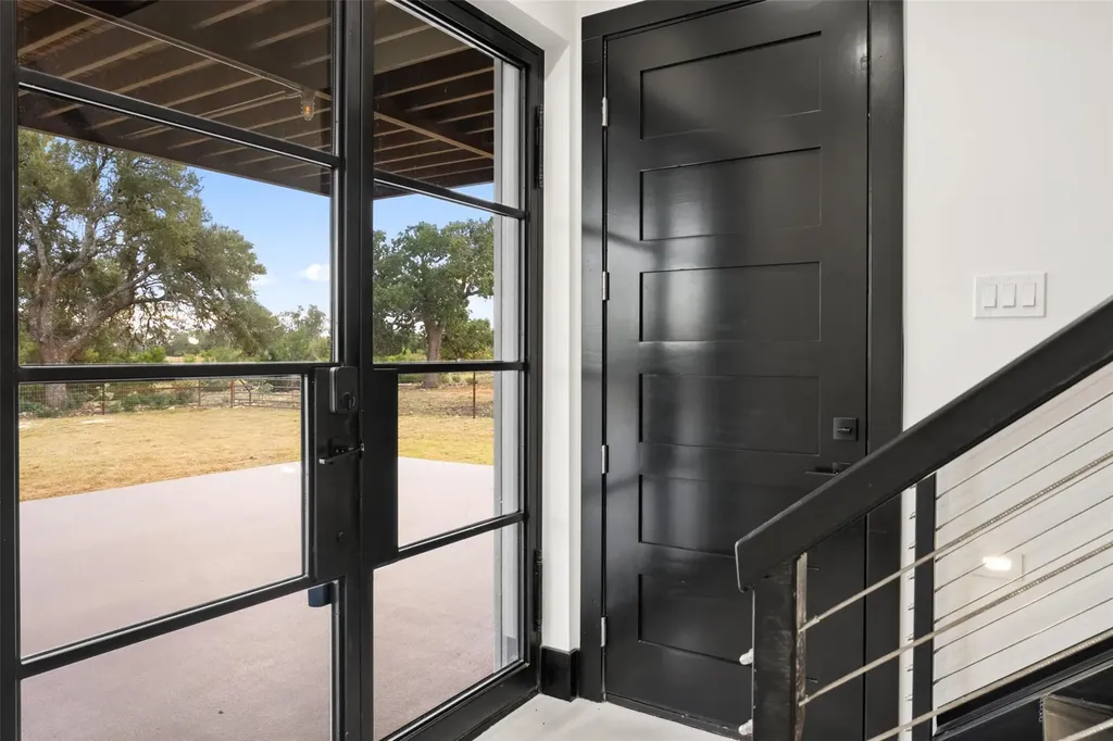 561 Broken Bit Trail Dripping Springs TX 78620