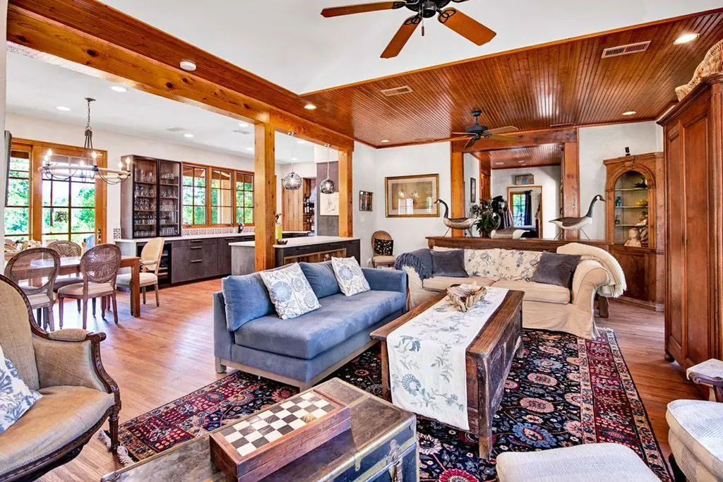 541 Martindale Falls Road Martindale TX 78655