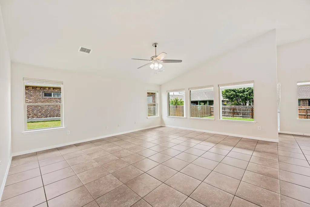 1958 Mexia Drive Round Rock TX 78664