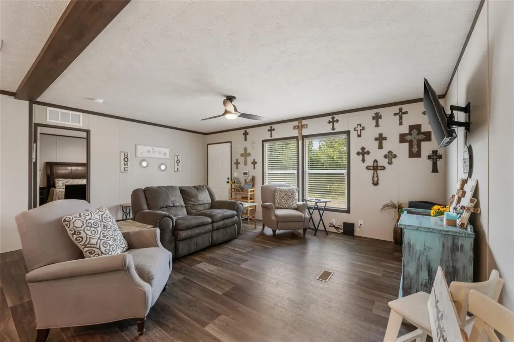 500 Dallas Street Kingsland TX 78639