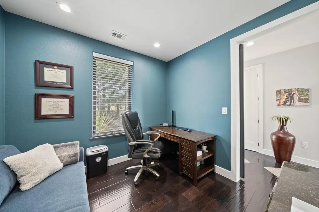 172 Bluff Trail Dripping Springs TX 78620