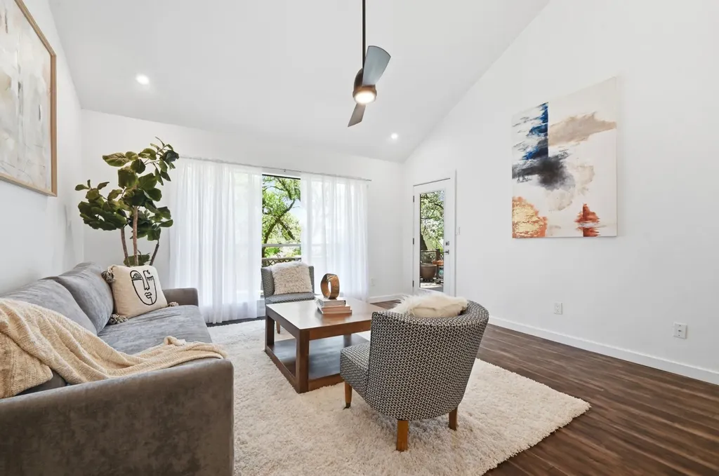 3857 Williamsburg Circle Austin TX 78731