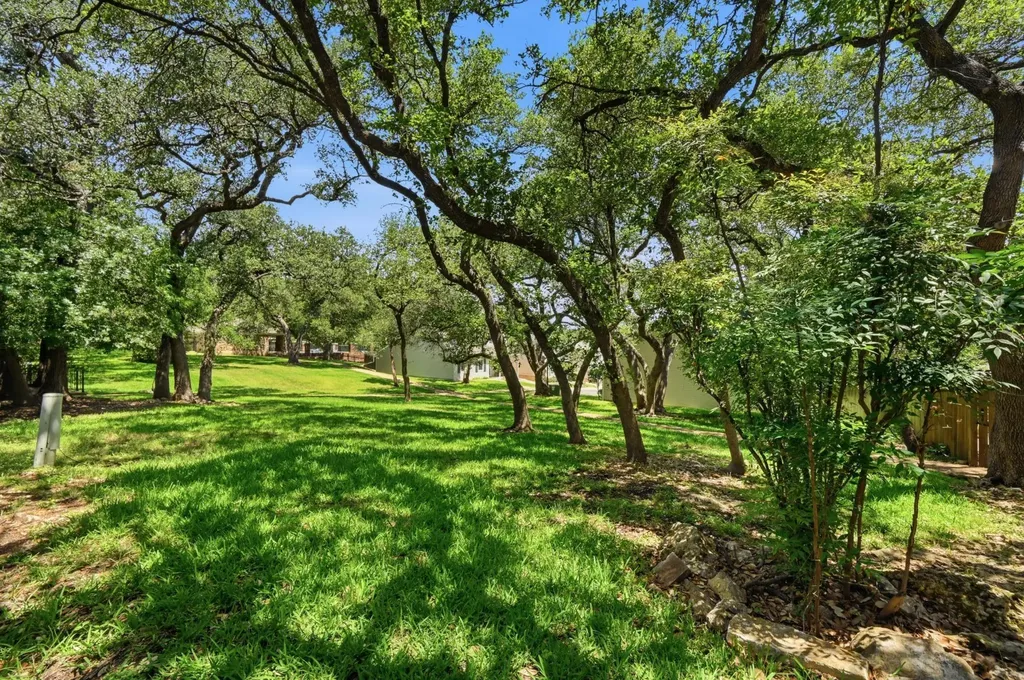 3857 Williamsburg Circle Austin TX 78731