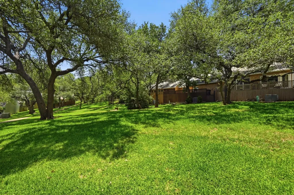3857 Williamsburg Circle Austin TX 78731