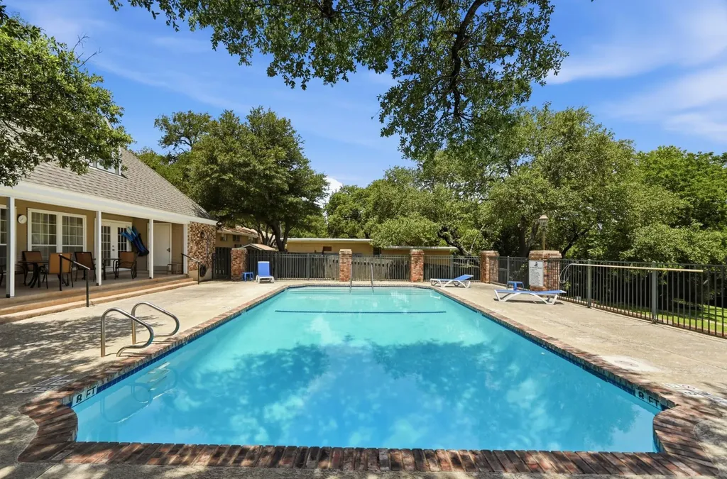 3857 Williamsburg Circle Austin TX 78731