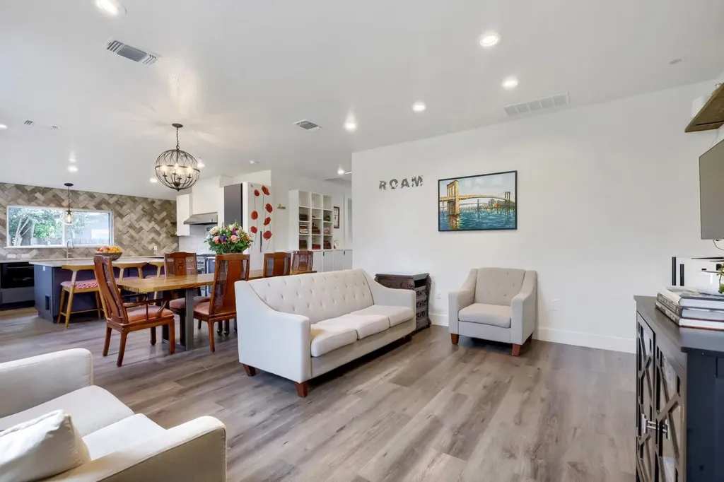205 Rowland Drive Austin TX 78745