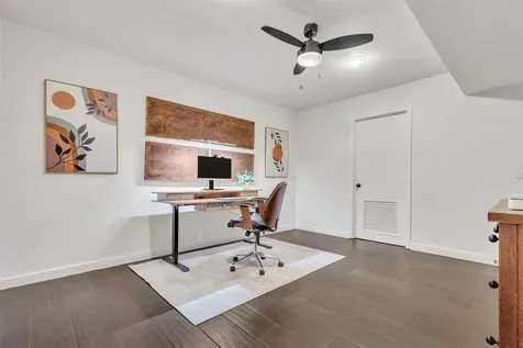 402 Seawind Street Lakeway TX 78734