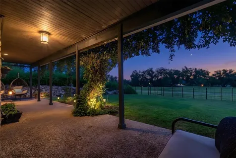 402 Seawind Street Lakeway TX 78734