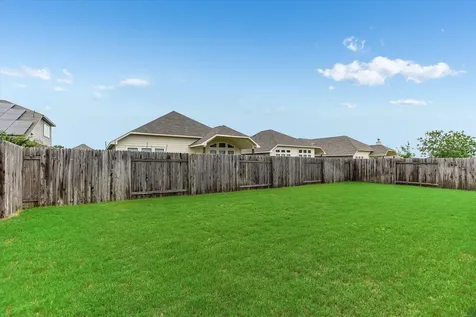 317 Colthorpe Lane Hutto TX 78634