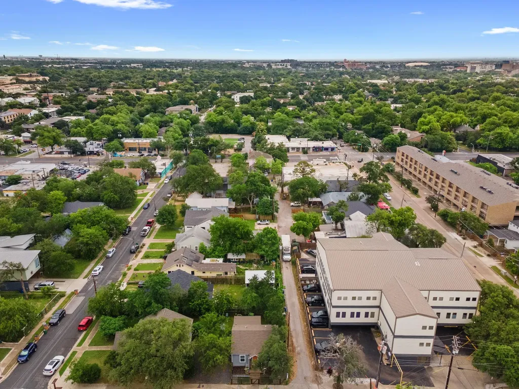 3403 King Street Austin TX 78705