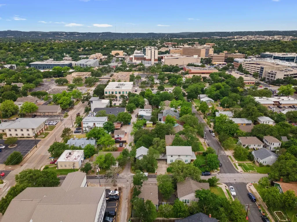 3403 King Street Austin TX 78705