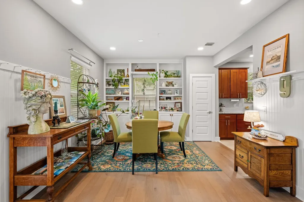 3403 King Street Austin TX 78705