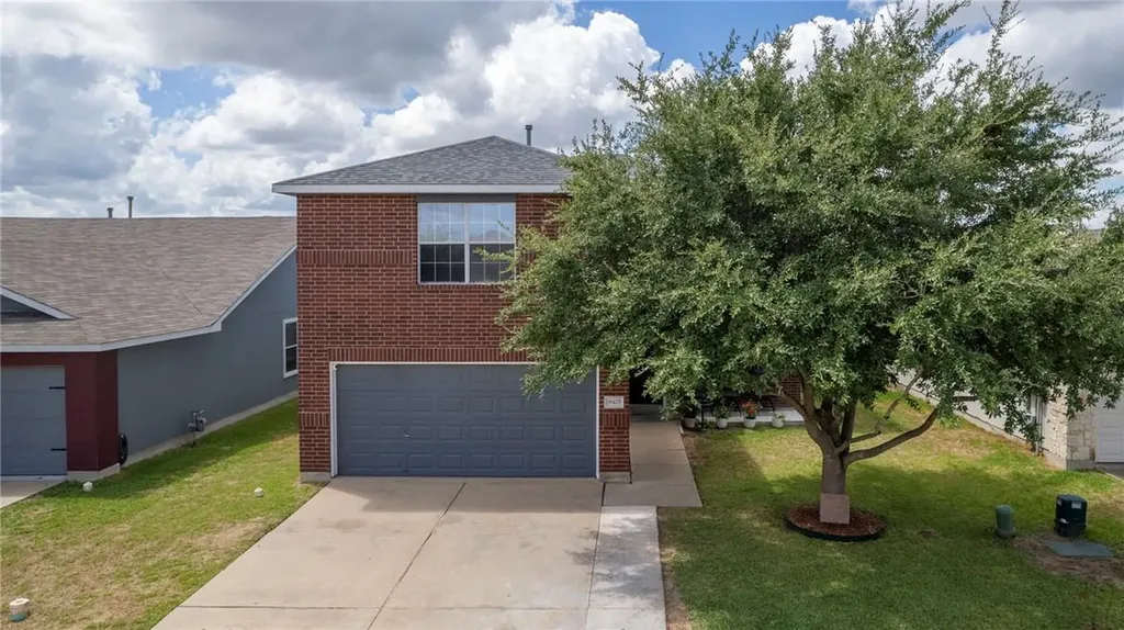 18425 Crestwind Lane Elgin TX 78621