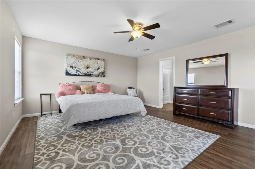 18425 Crestwind Lane Elgin TX 78621