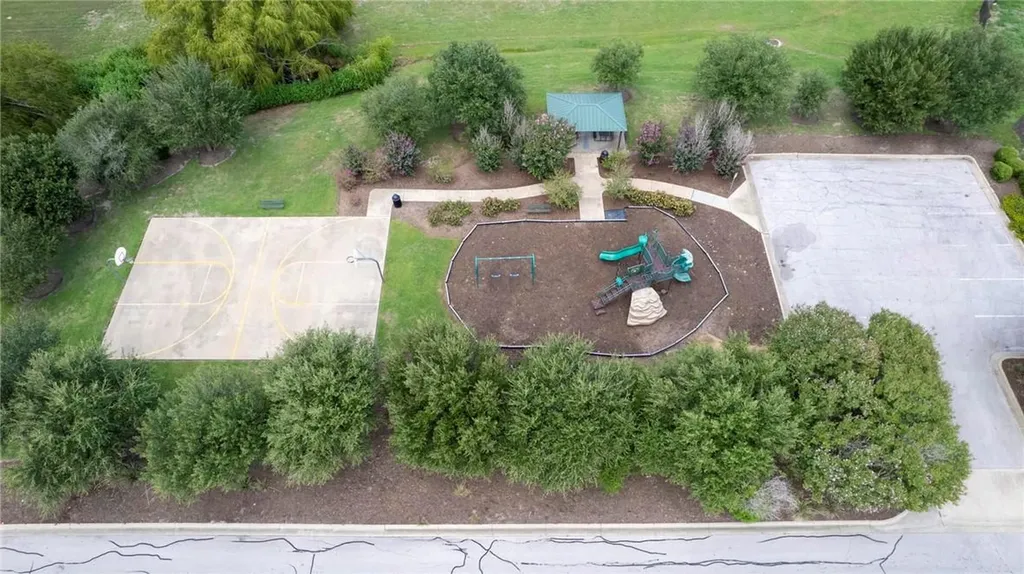 18425 Crestwind Lane Elgin TX 78621