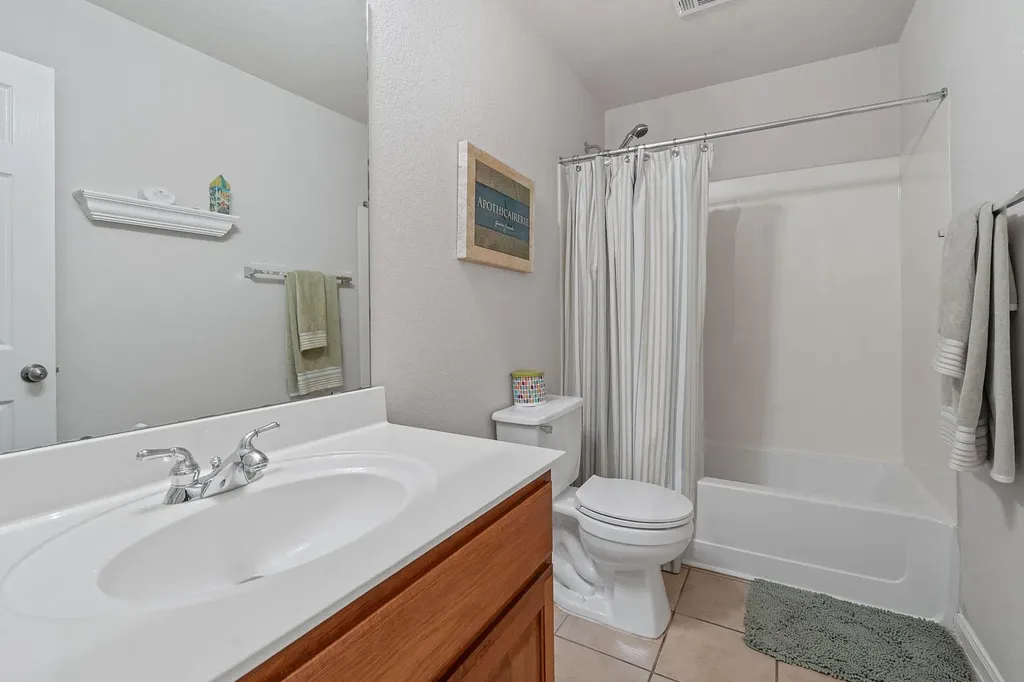1024 Portchester Castle Path Pflugerville TX 78660