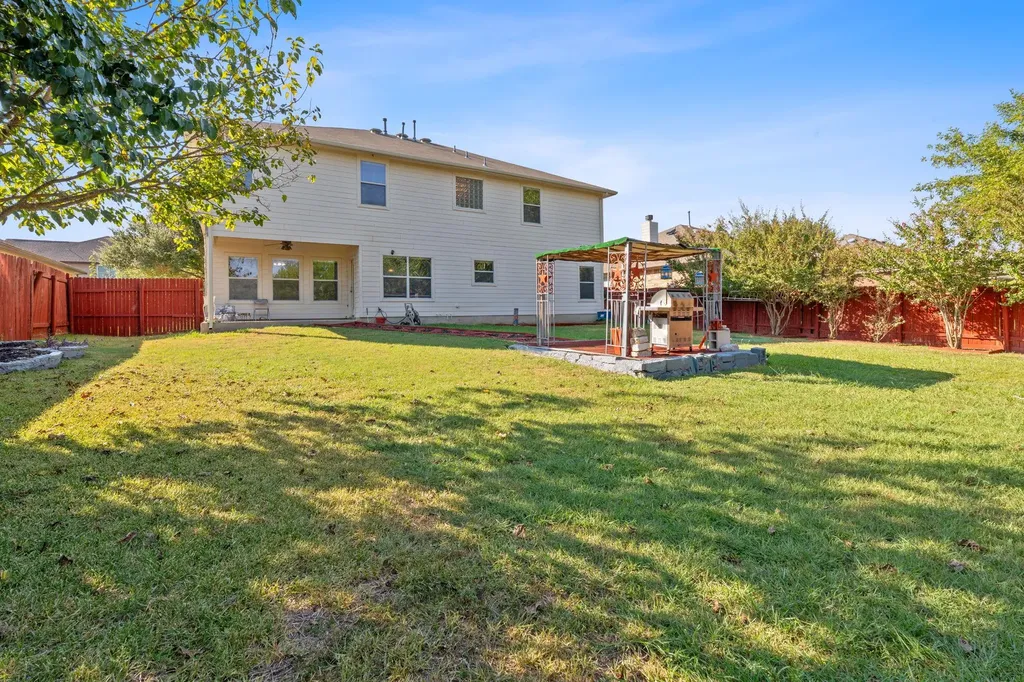 1024 Portchester Castle Path Pflugerville TX 78660