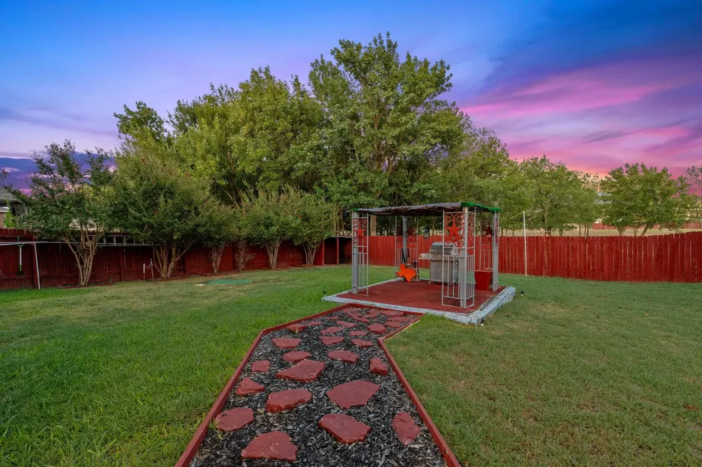1024 Portchester Castle Path Pflugerville TX 78660
