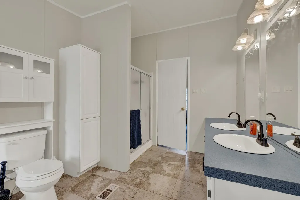 173 Sarah Canyon Lake TX 78133