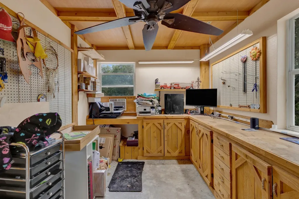 173 Sarah Canyon Lake TX 78133