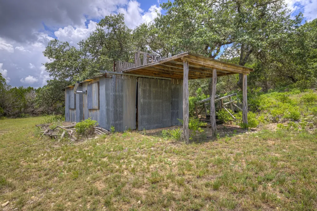 173 Sarah Canyon Lake TX 78133