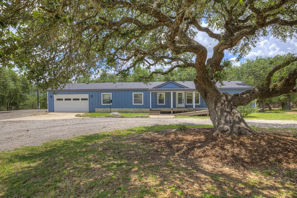 173 Sarah Canyon Lake TX 78133