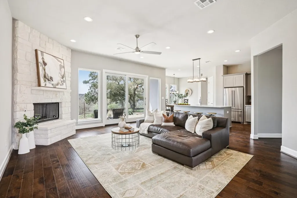 23601 Old Ferry Road Spicewood TX 78669