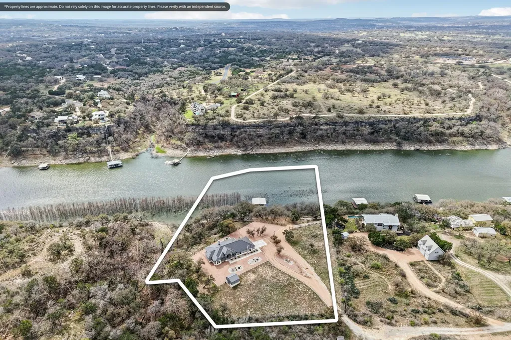 23601 Old Ferry Road Spicewood TX 78669