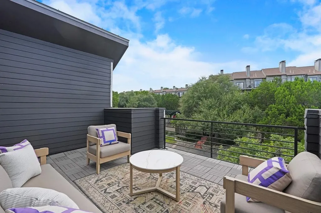 1719 Spyglass Drive Austin TX 78746