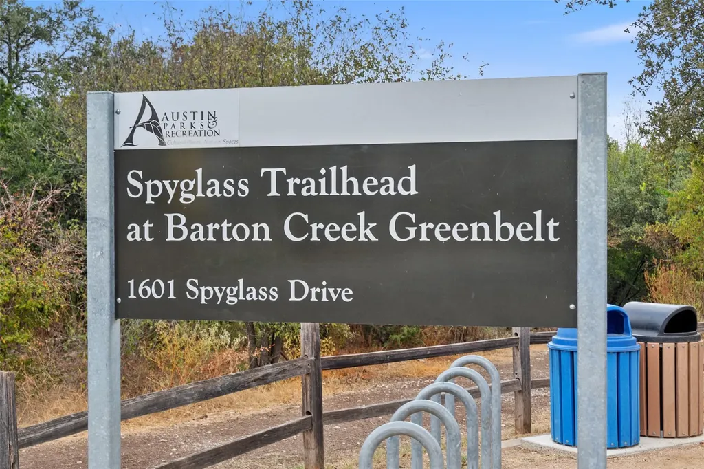 1719 Spyglass Drive Austin TX 78746