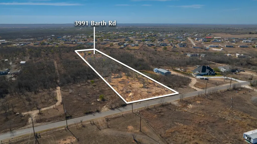 3991 Barth Road Lockhart TX 78644