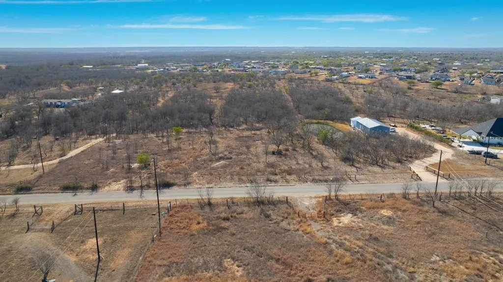 3991 Barth Road Lockhart TX 78644