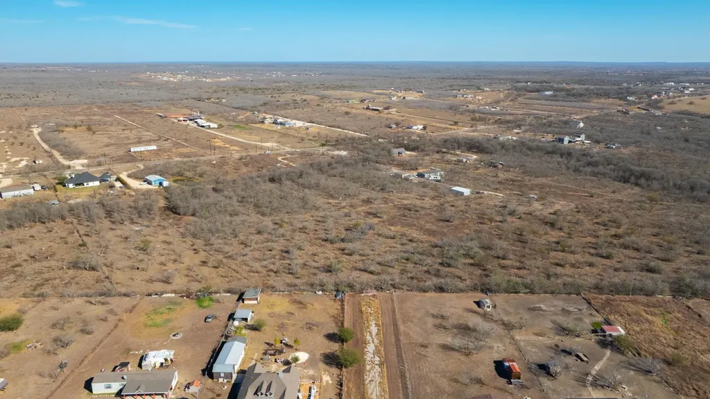 3991 Barth Road Lockhart TX 78644
