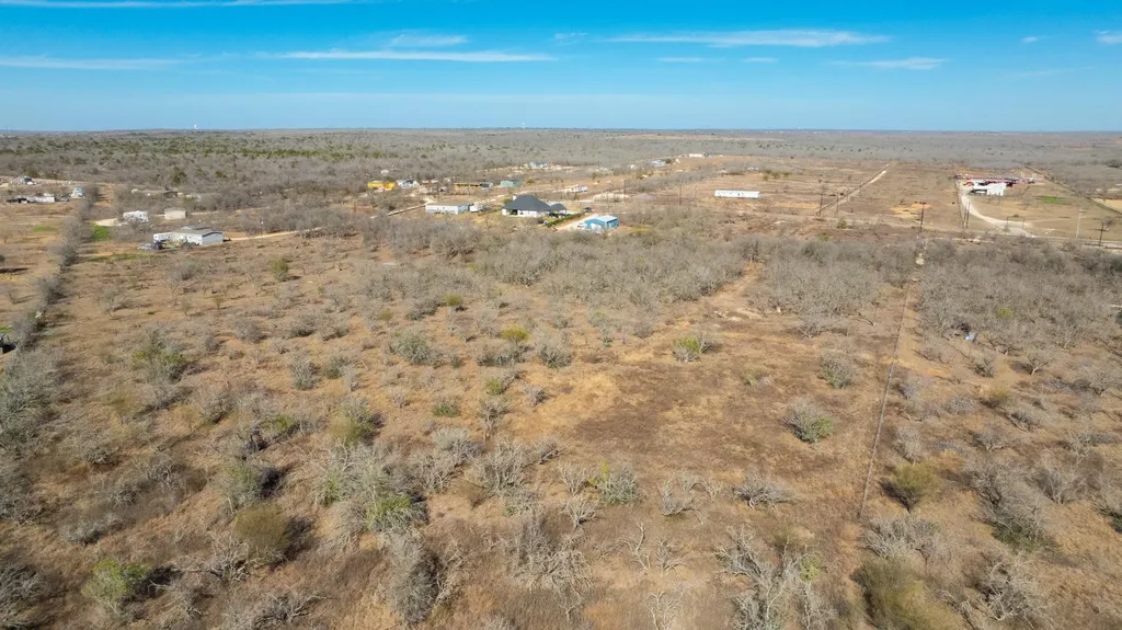 3991 Barth Road Lockhart TX 78644