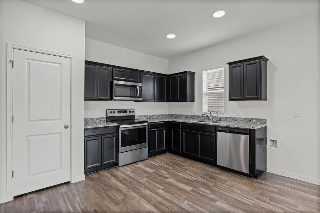 13501 Arthur Vandenburg Way Manor TX 78653