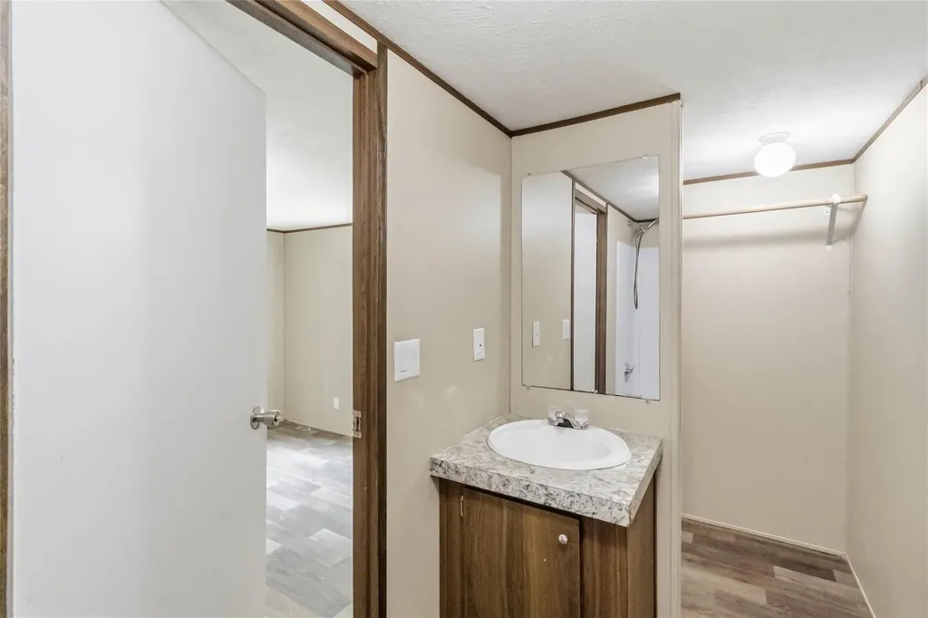 908 Turney Lane Smithville TX 78957
