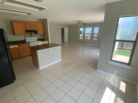 1405 Meadow Parkway San Marcos TX 78666