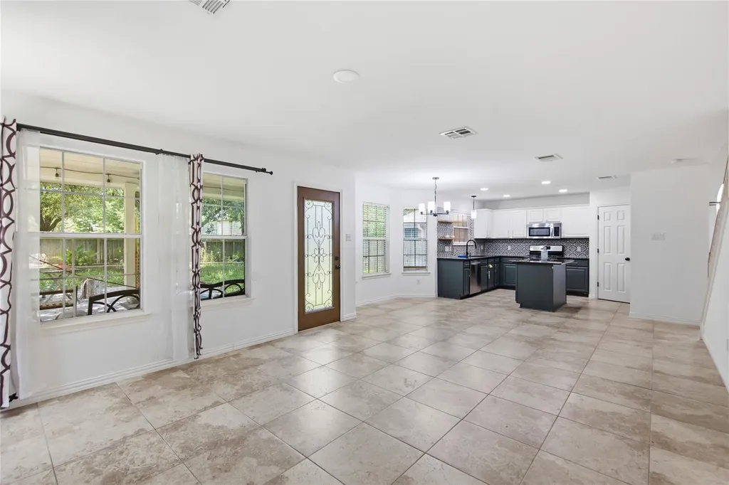 10224 Beard Avenue Austin TX 78748