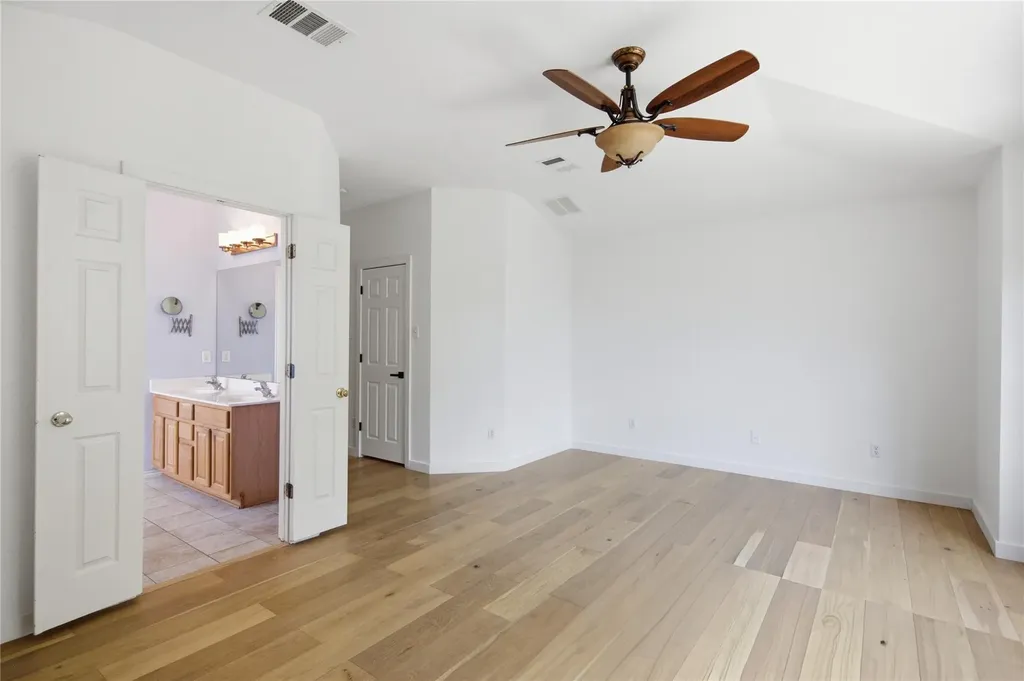 10224 Beard Avenue Austin TX 78748