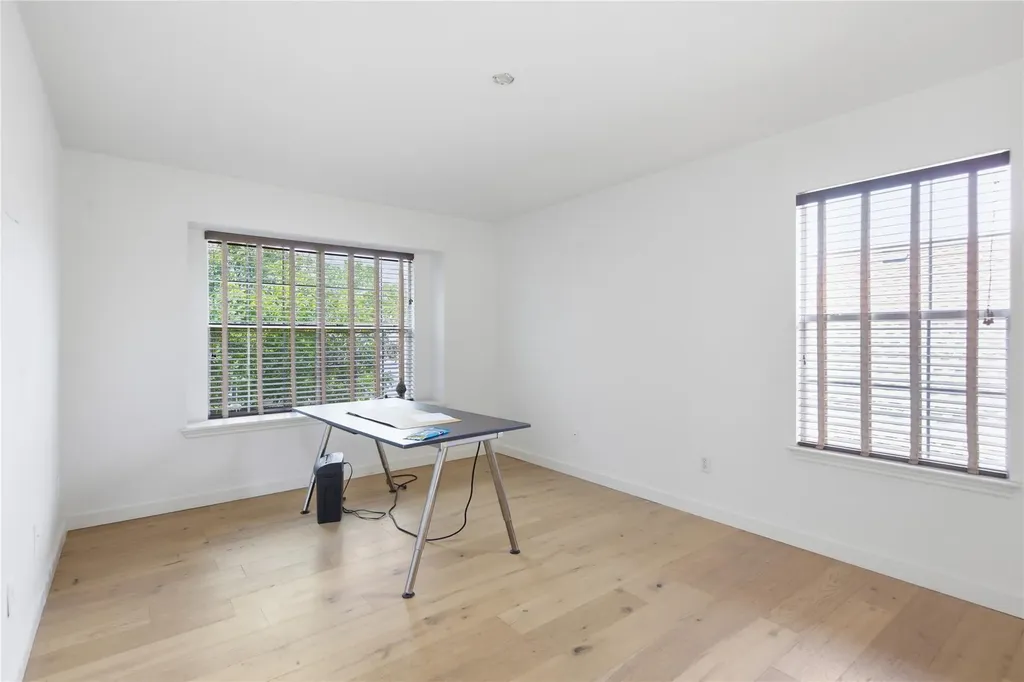 10224 Beard Avenue Austin TX 78748