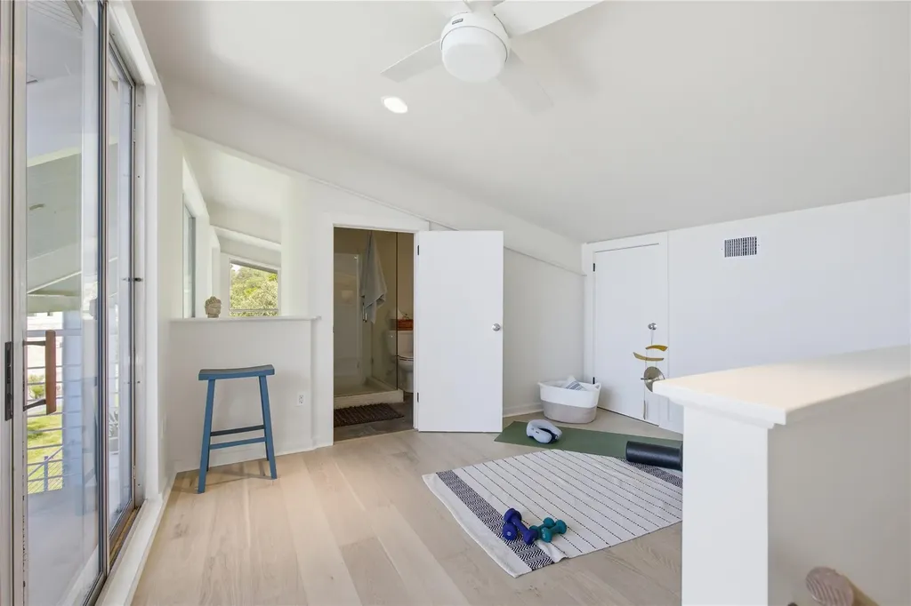 1312 Hurst Hollow Austin TX 78734