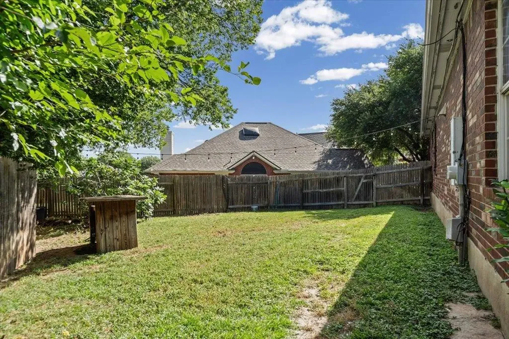 1713 Ender Cove Austin TX 78727