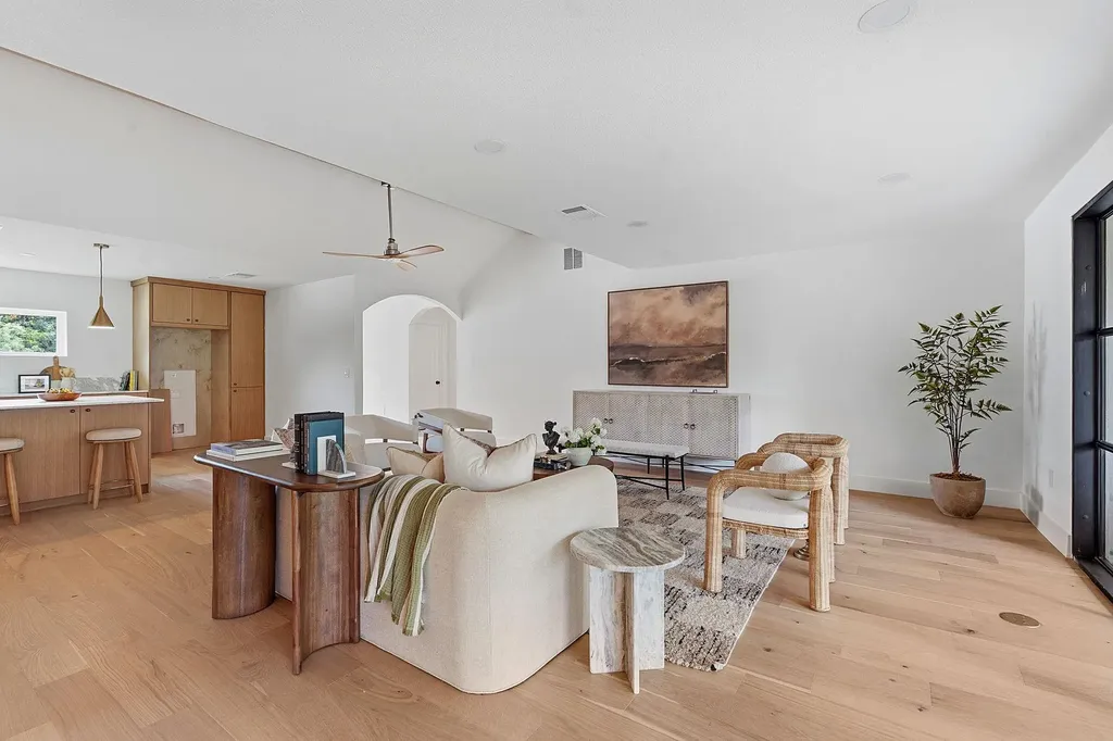 5810 Marilyn Drive Austin TX 78757